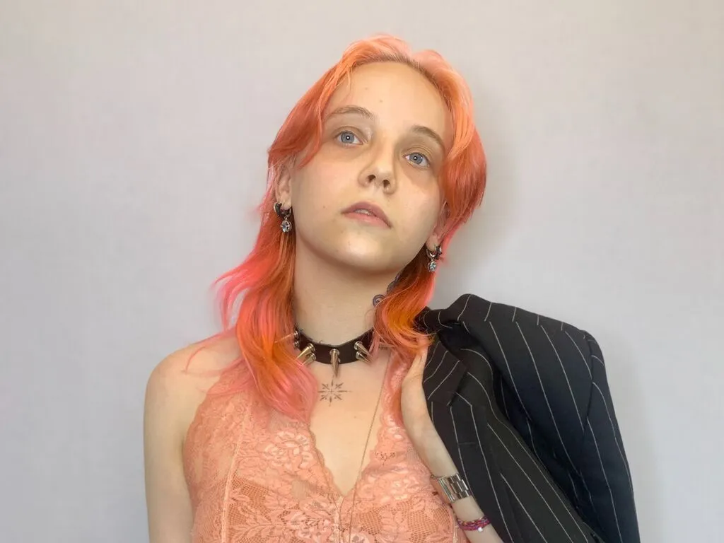 BeckyBoundy Photo 1 cam