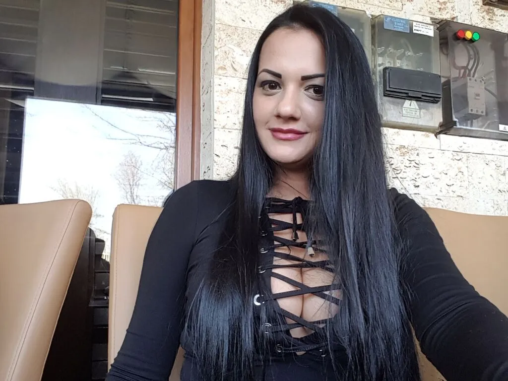 BettyBlack Photo 1 cam