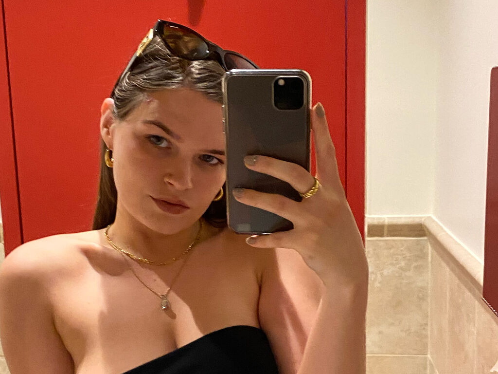 CeceMecta Photo 1 cam