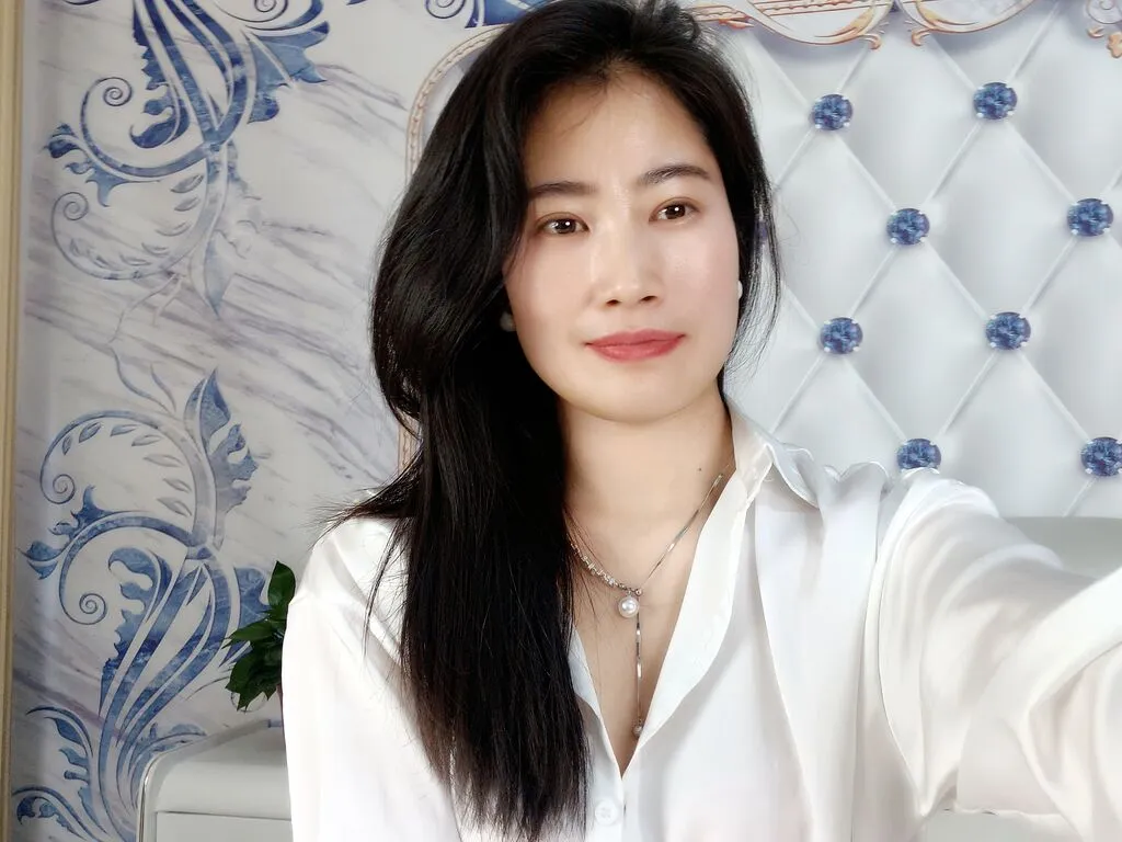 DaisyFeng Photo 1 cam