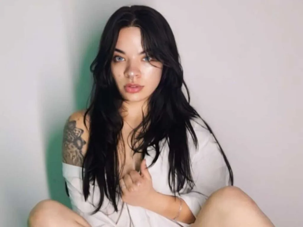 EmilyCeretti Photo 1 cam