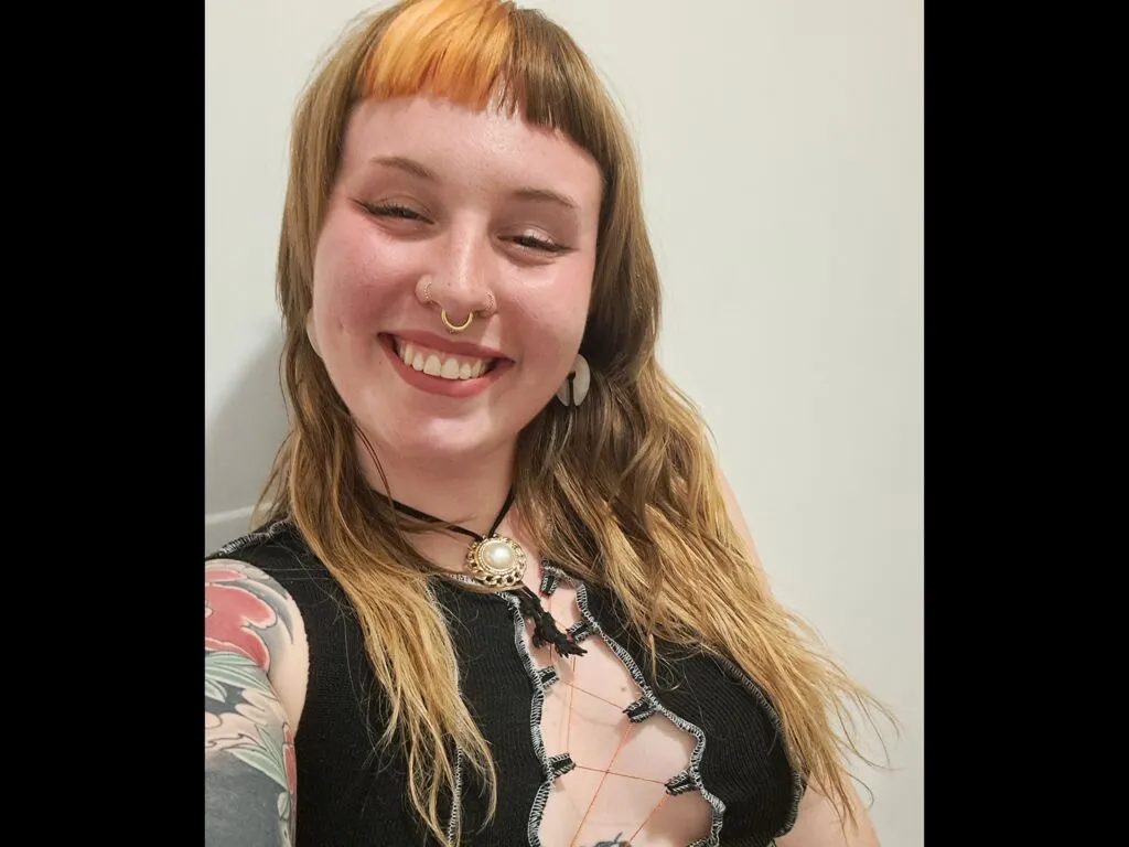 GingerRemi Photo 1 cam