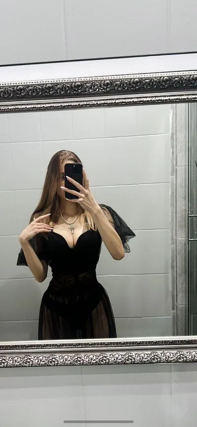 GladysGuyse Photo 2 cam