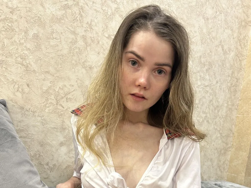 JeniferNormat Photo 1 cam