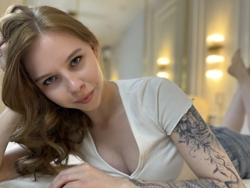 LilyMouss Photo 1 cam