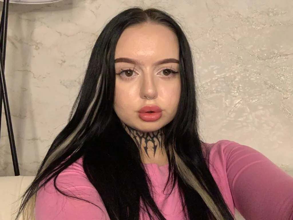 MayManson Photo 1 cam