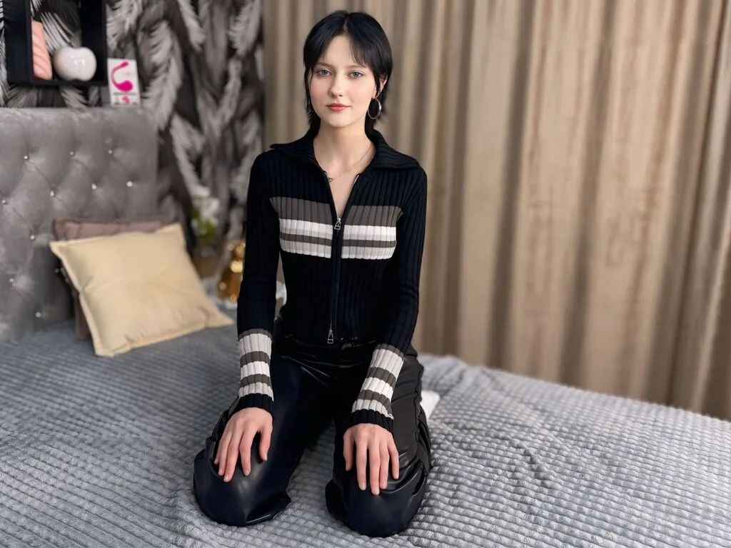 MayuriShina Photo 1 cam