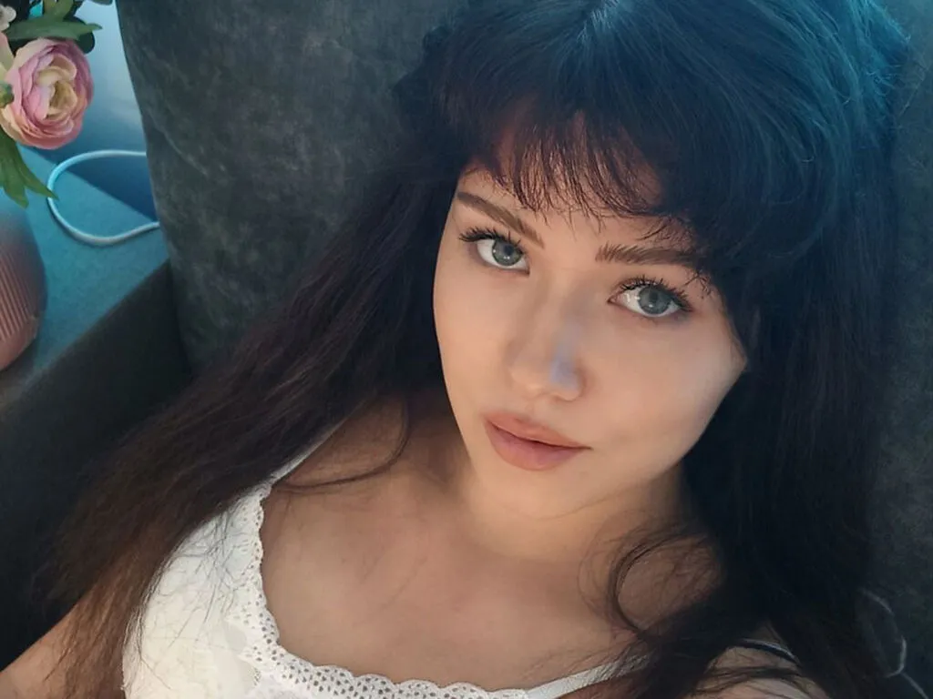 MegyMyers Photo 1 cam