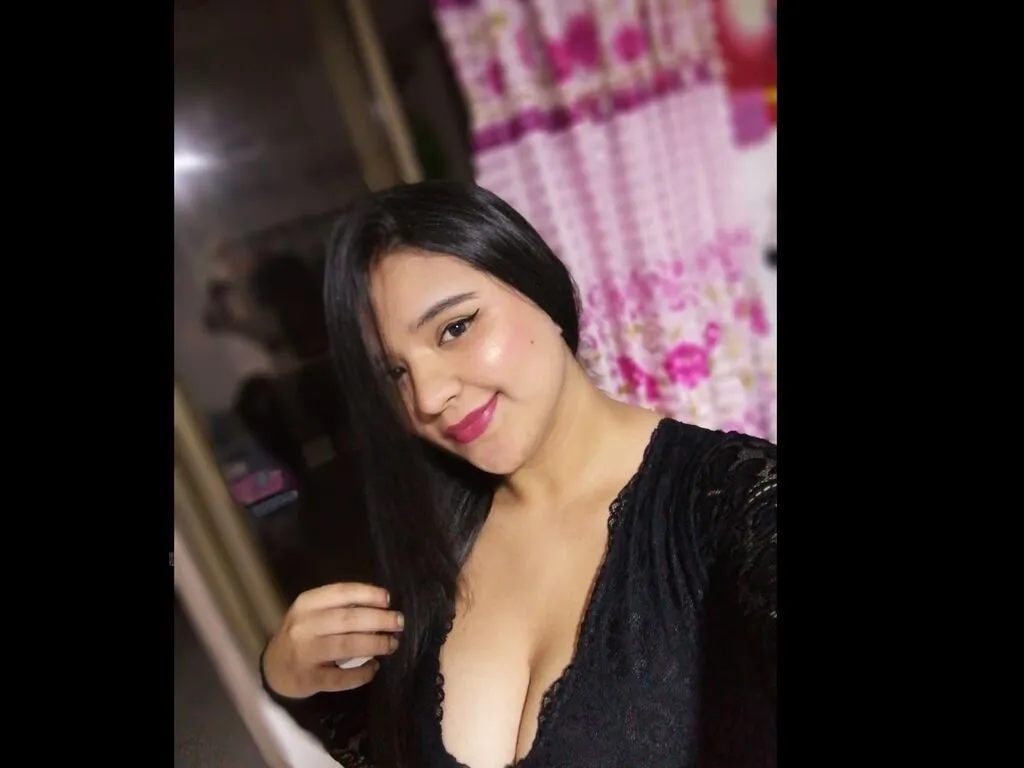 MelanyMartinez Photo 1 cam
