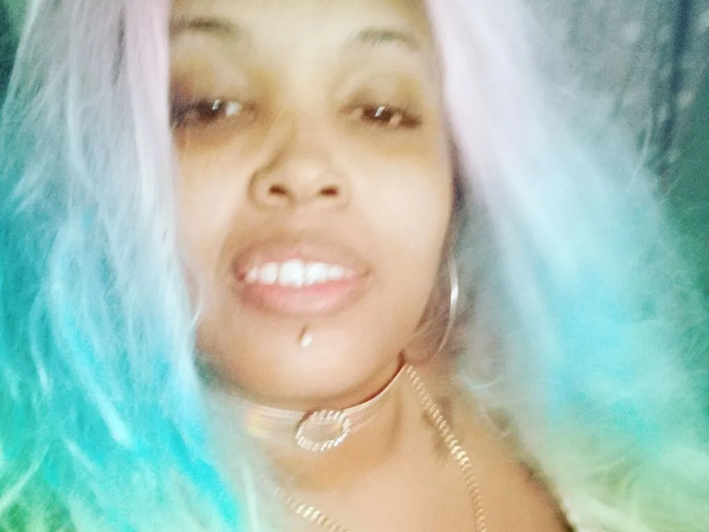 NickeyBrown Photo 1 cam