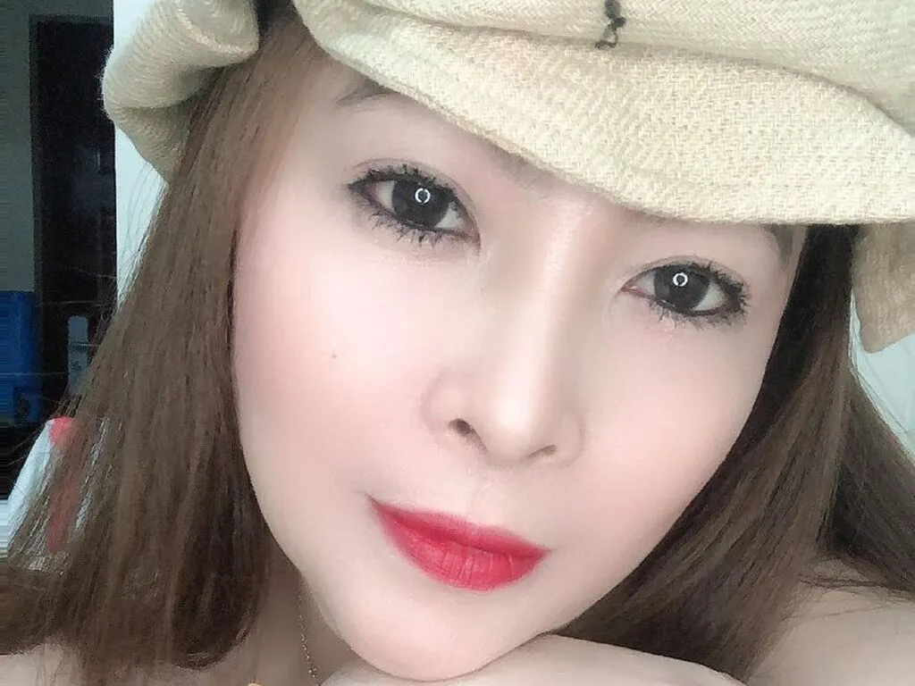 SassySaito Photo 1 cam