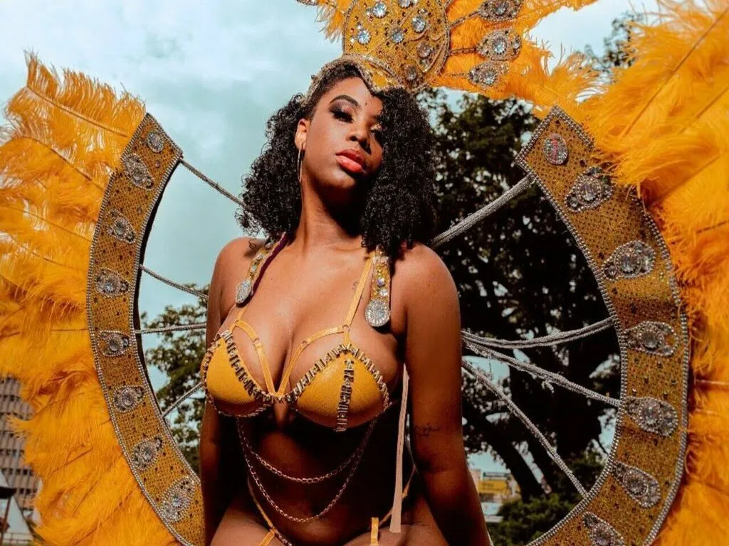 TyraLewiz Photo 1 cam