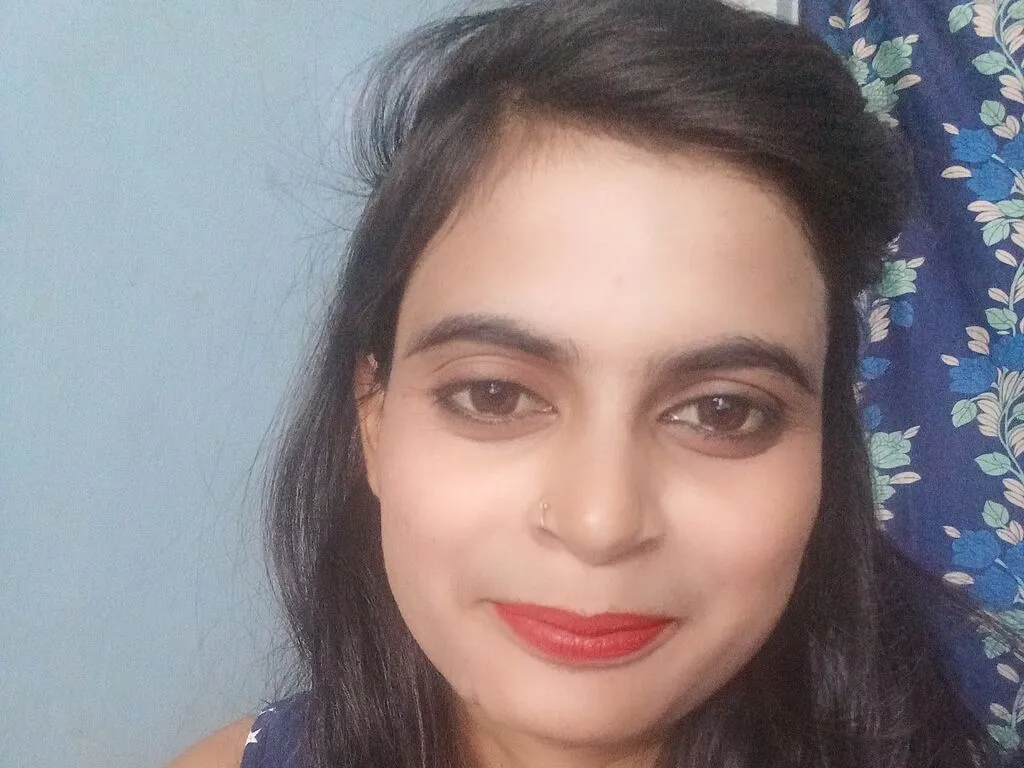 UrvashiYadav Photo 1 cam