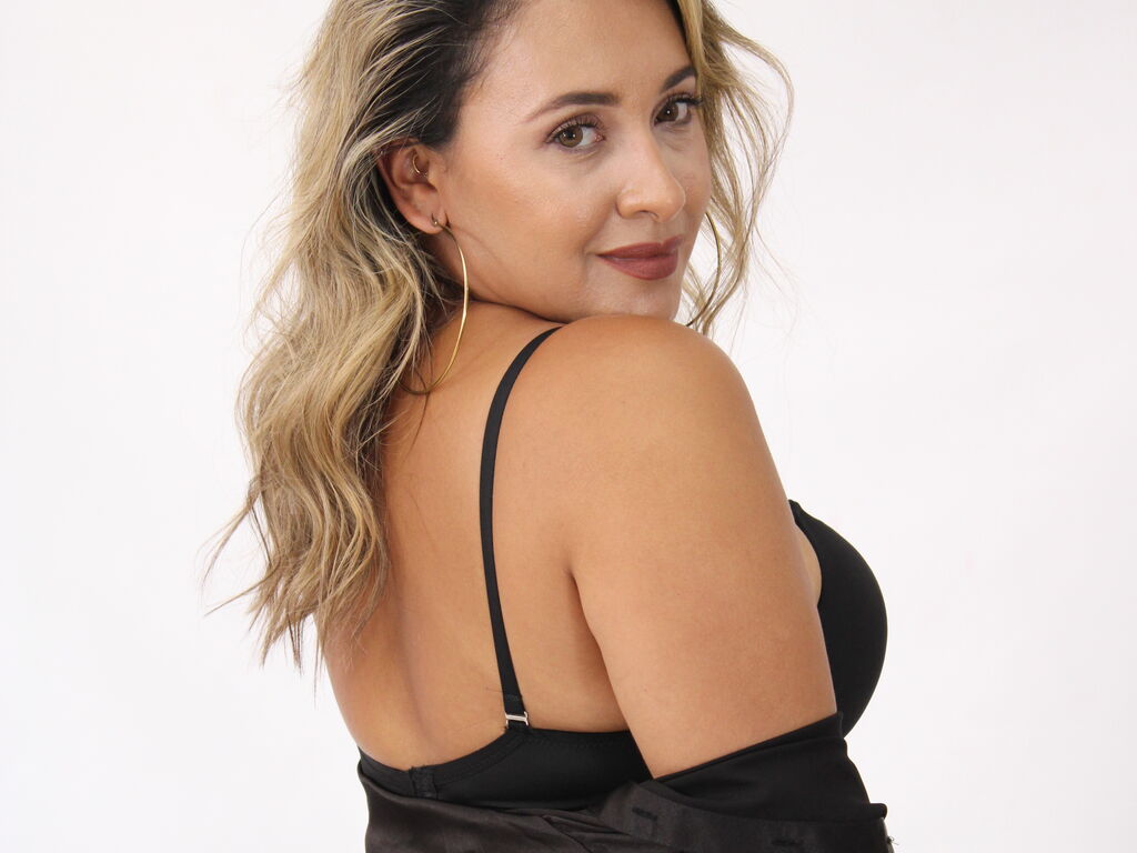 ValeryaNoilh Photo 1 cam