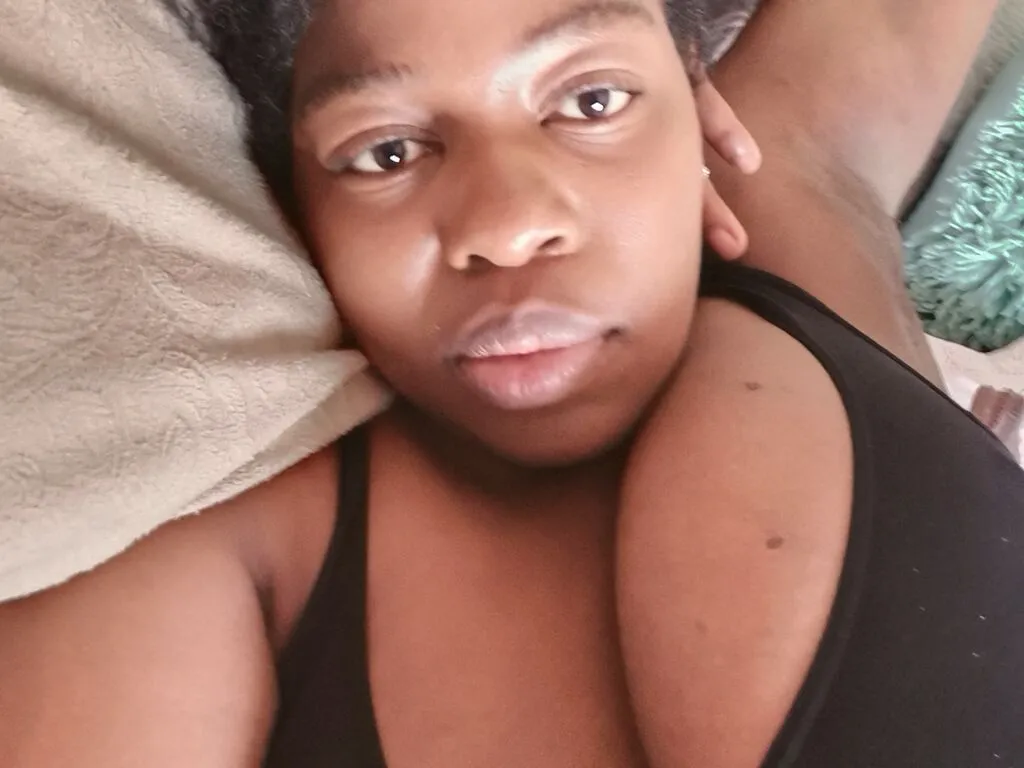 Zoleka Photo 1 cam