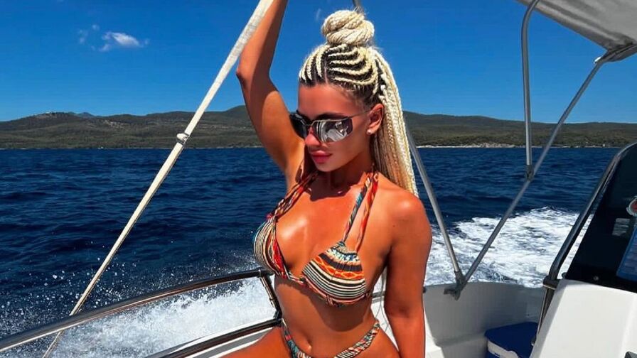 Chat with SereneSophie