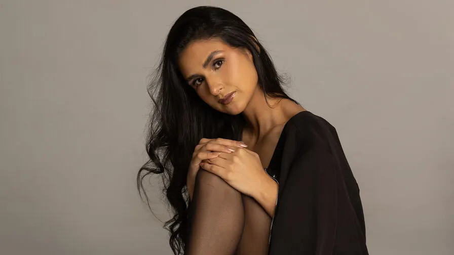 Chat with MelanieBaker