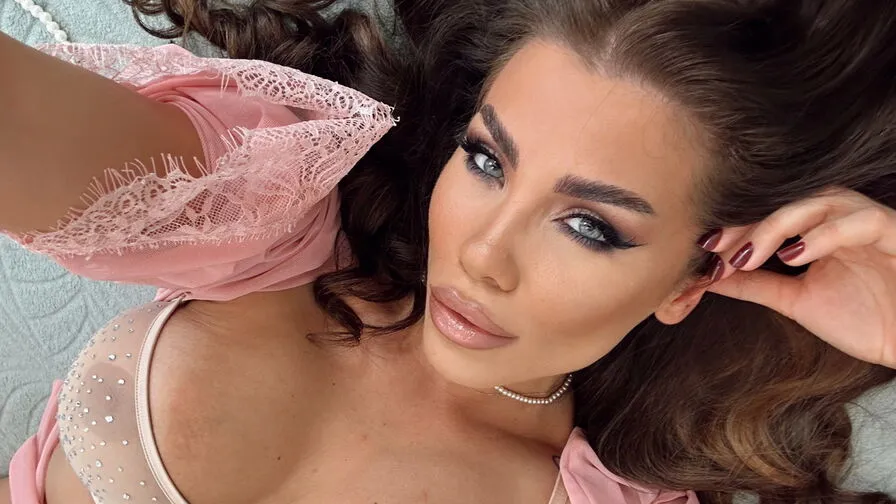 Chat with CelineReys