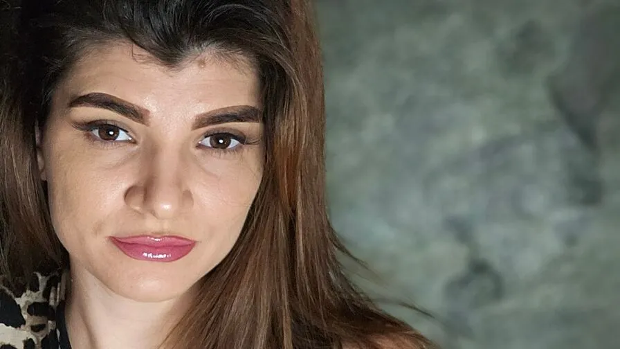 Chat with CelineMayer