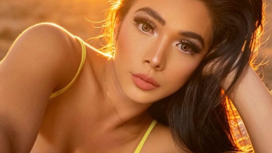 Chat with SanyaSmith