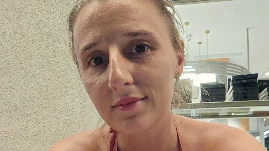 Chat with AryaVibe