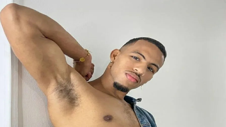 Chat with JosuanVega