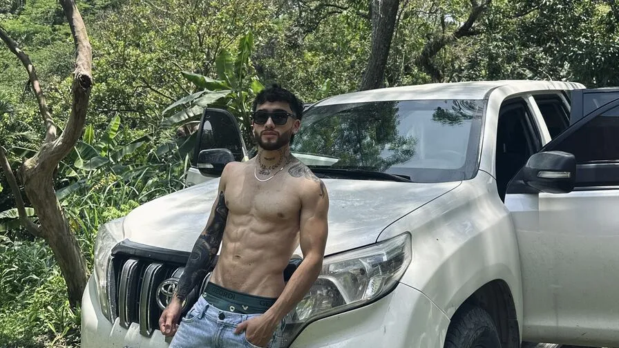 Chat with ZacTorricheli