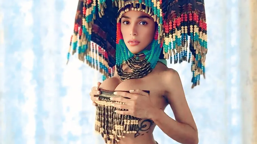 Chat with ChanelMendoza