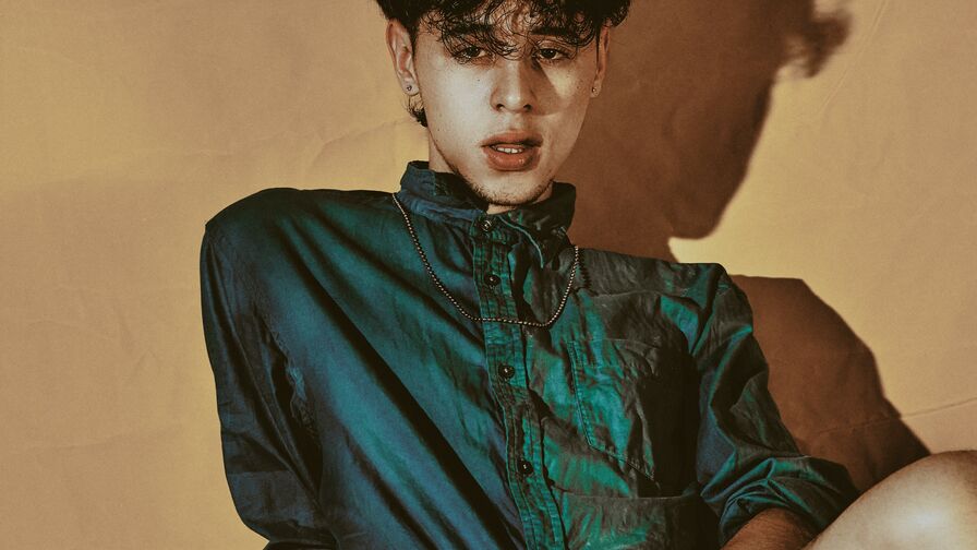 Chat with BrandonAlgui