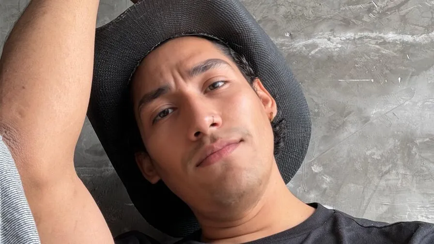 Chat with RyanTakeda