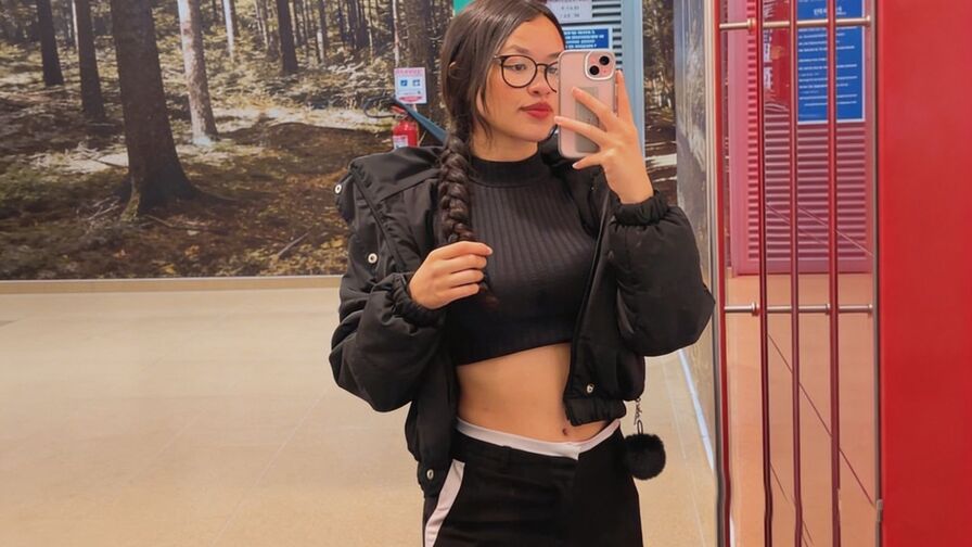 Chat with AkiraFlorez