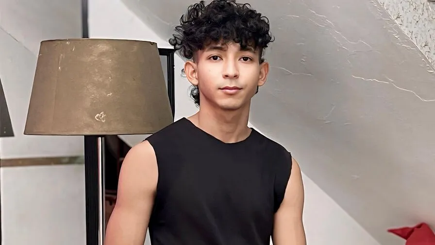 Chat with CarlosStuard