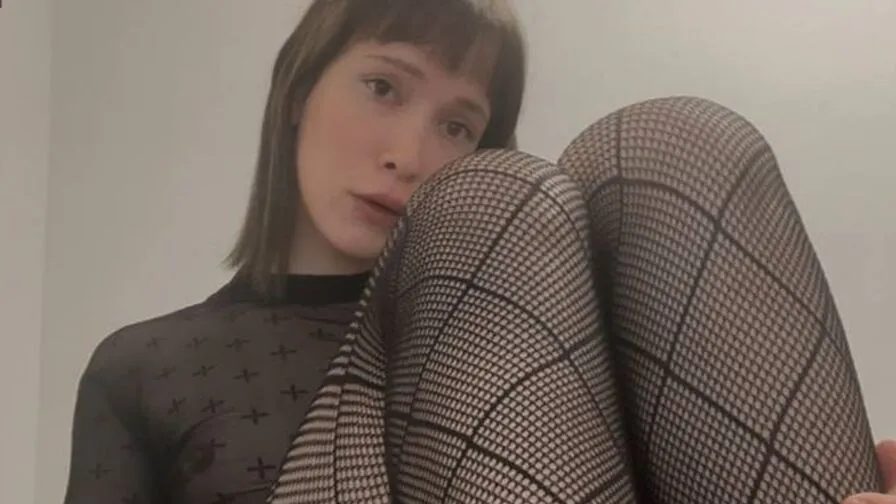 Chat with KiraTenebris