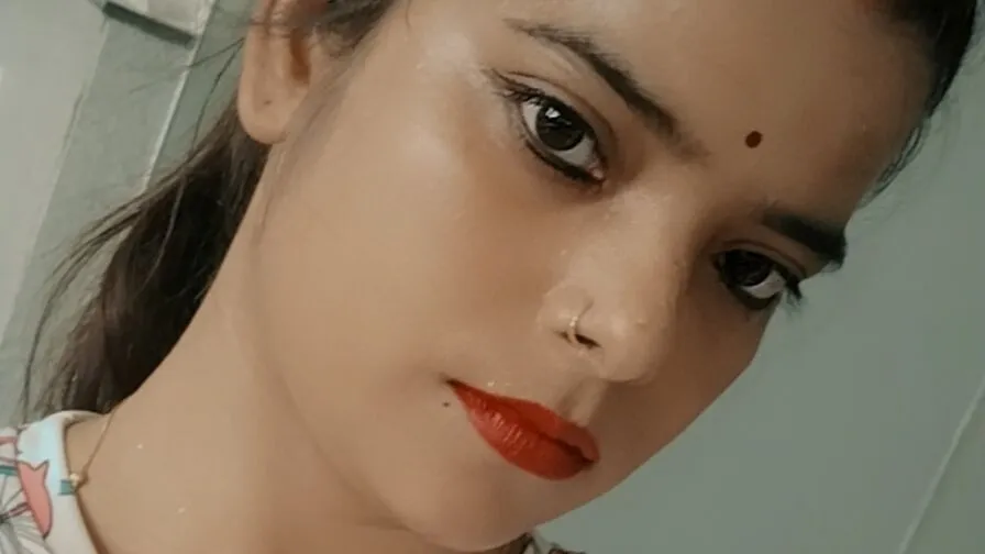 Chat with CutePriyaa