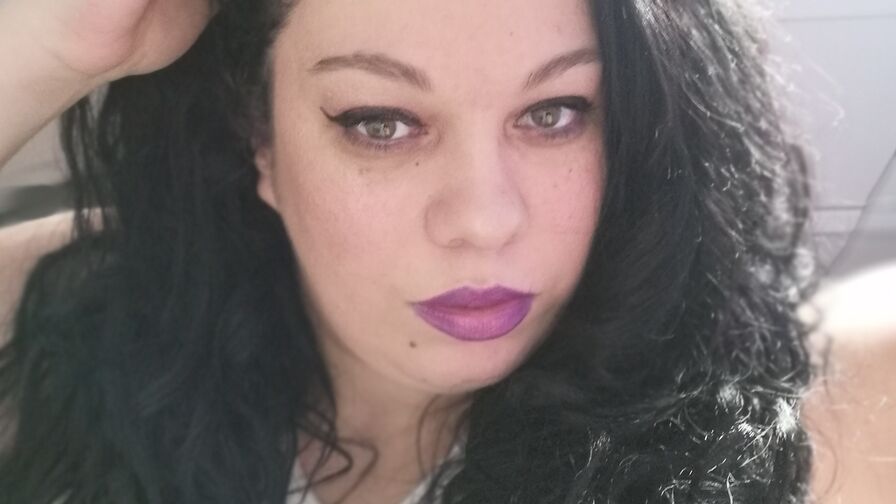 Chat with LexyDivine