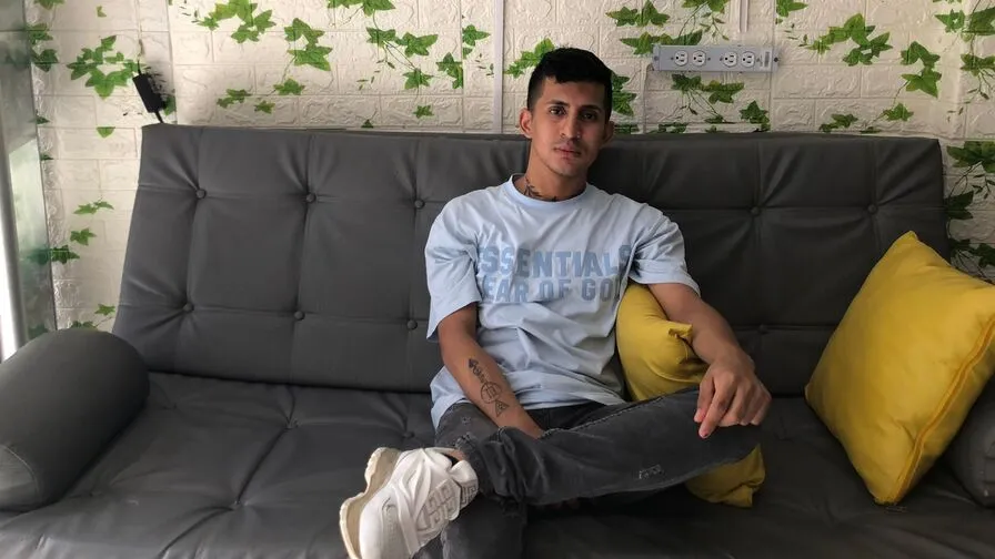 Chat with SalvatreDelRey