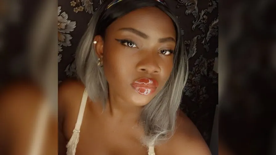 Chat with BrownElla