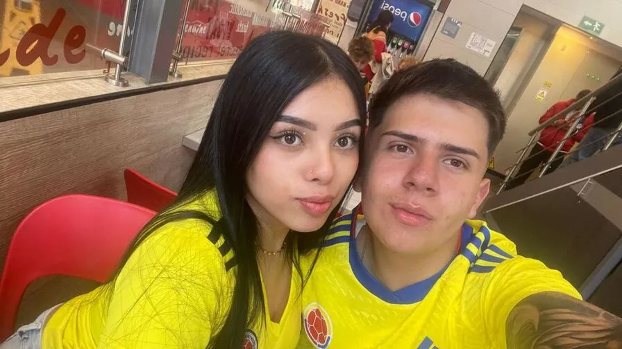 Chat with RyanAndTania