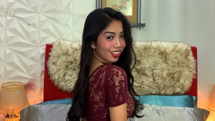 Chat with IrenaCox