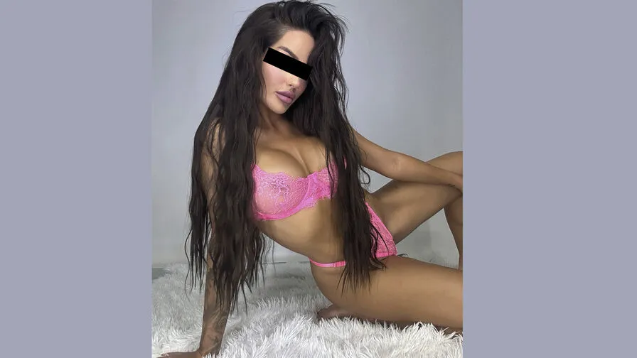 Chat with EmillyFlirt