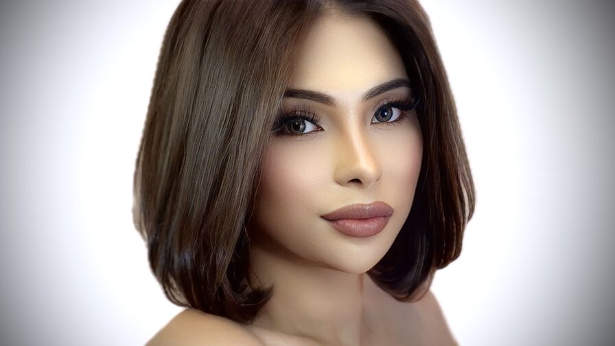 Chat with ChloeDoxon