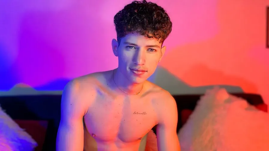 Chat with MattiaLegrand