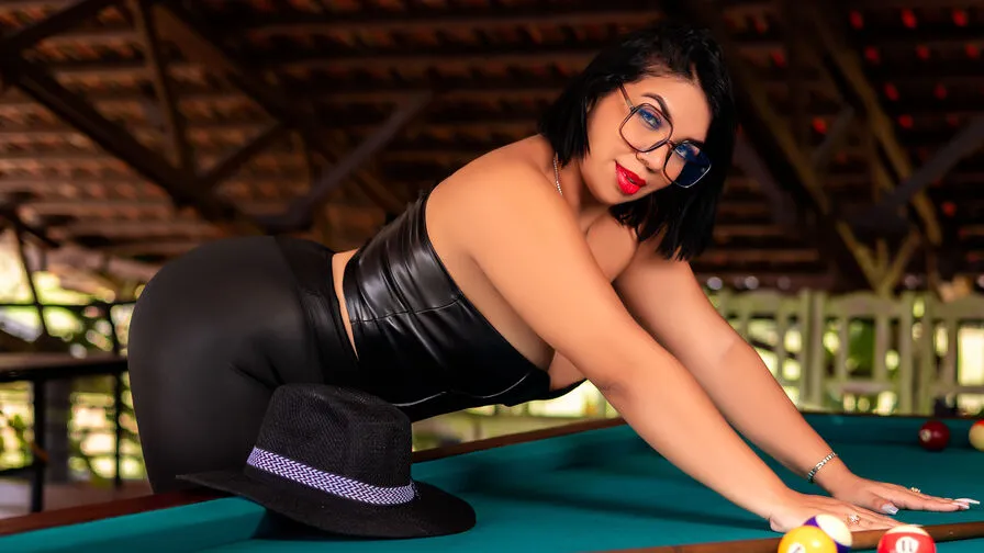 Chat with AlomdraSmitt