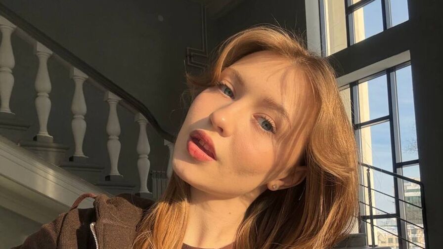 Chat with DenaeMckendrick