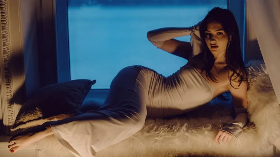 Chat with LessieLean