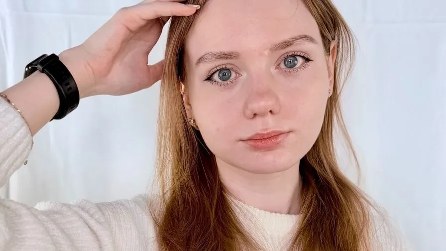 Chat with CreolaMarn