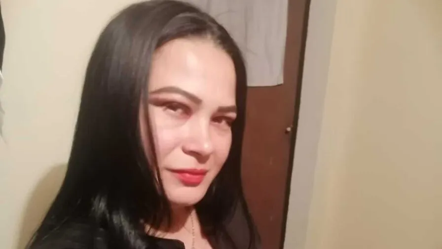 Chat with YennSanders