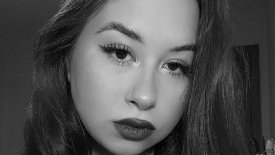 Chat with TiffaneySpikes