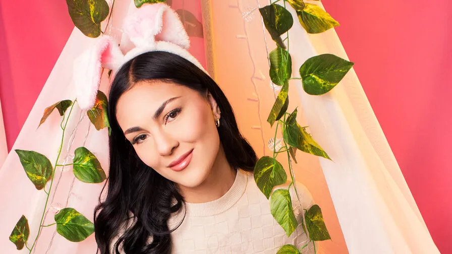 Chat with SammiLarson