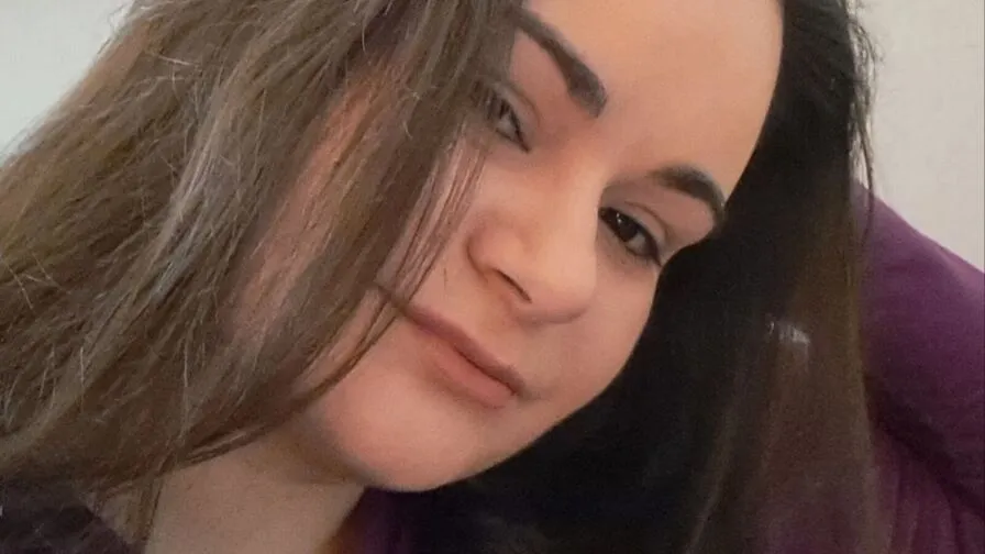 Chat with BonnieJade